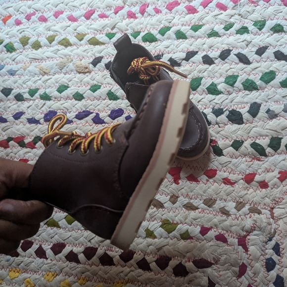 Cat and Jack boots - Picture 1 of 4